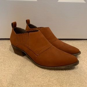 Tan Steven Madden Booties